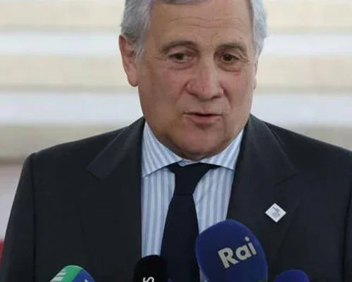 Italy’s FM in China to deepen economic ties urge Iran peace role