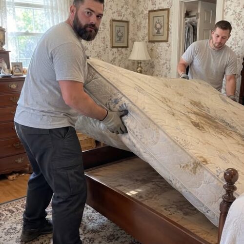 That Mattress Had Been in My Parents’ Bedroom for 31 Years, Until the Movers Opened It and Found Something Mom Never Wanted Us to See
